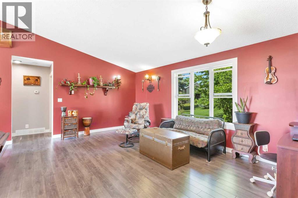 2230 Rainy Creek Road, Rural Lacombe County