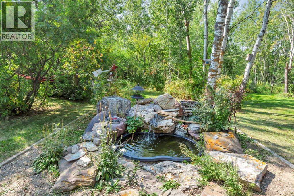 2230 Rainy Creek Road, Rural Lacombe County