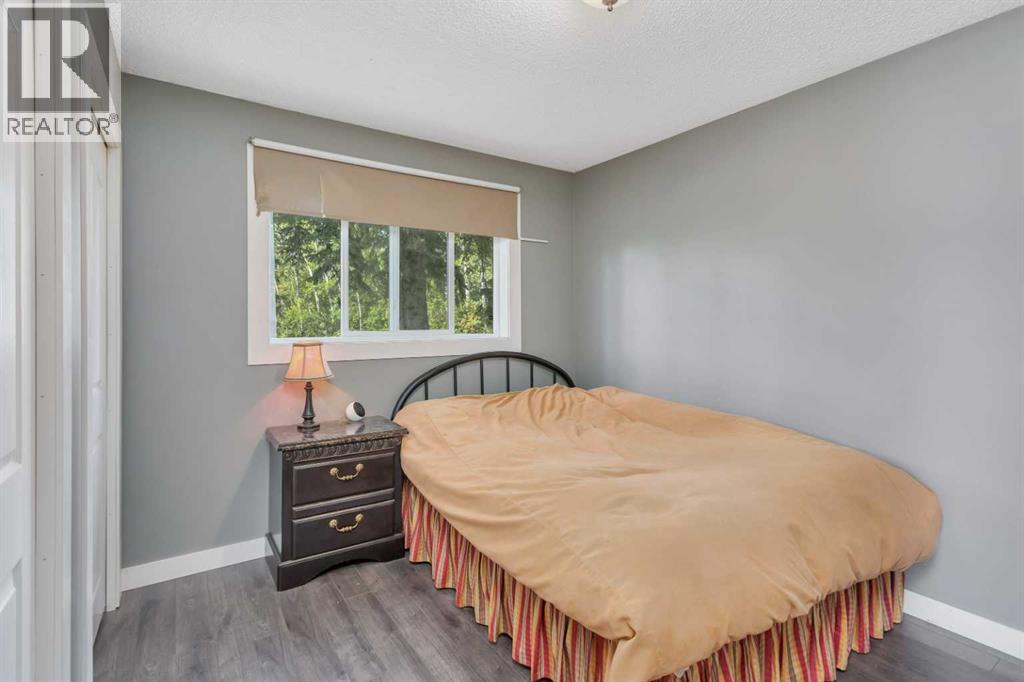 2230 Rainy Creek Road, Rural Lacombe County