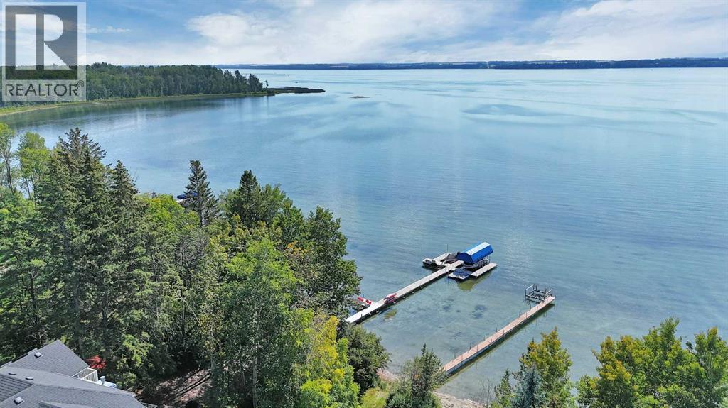 2230 Rainy Creek Road, Rural Lacombe County