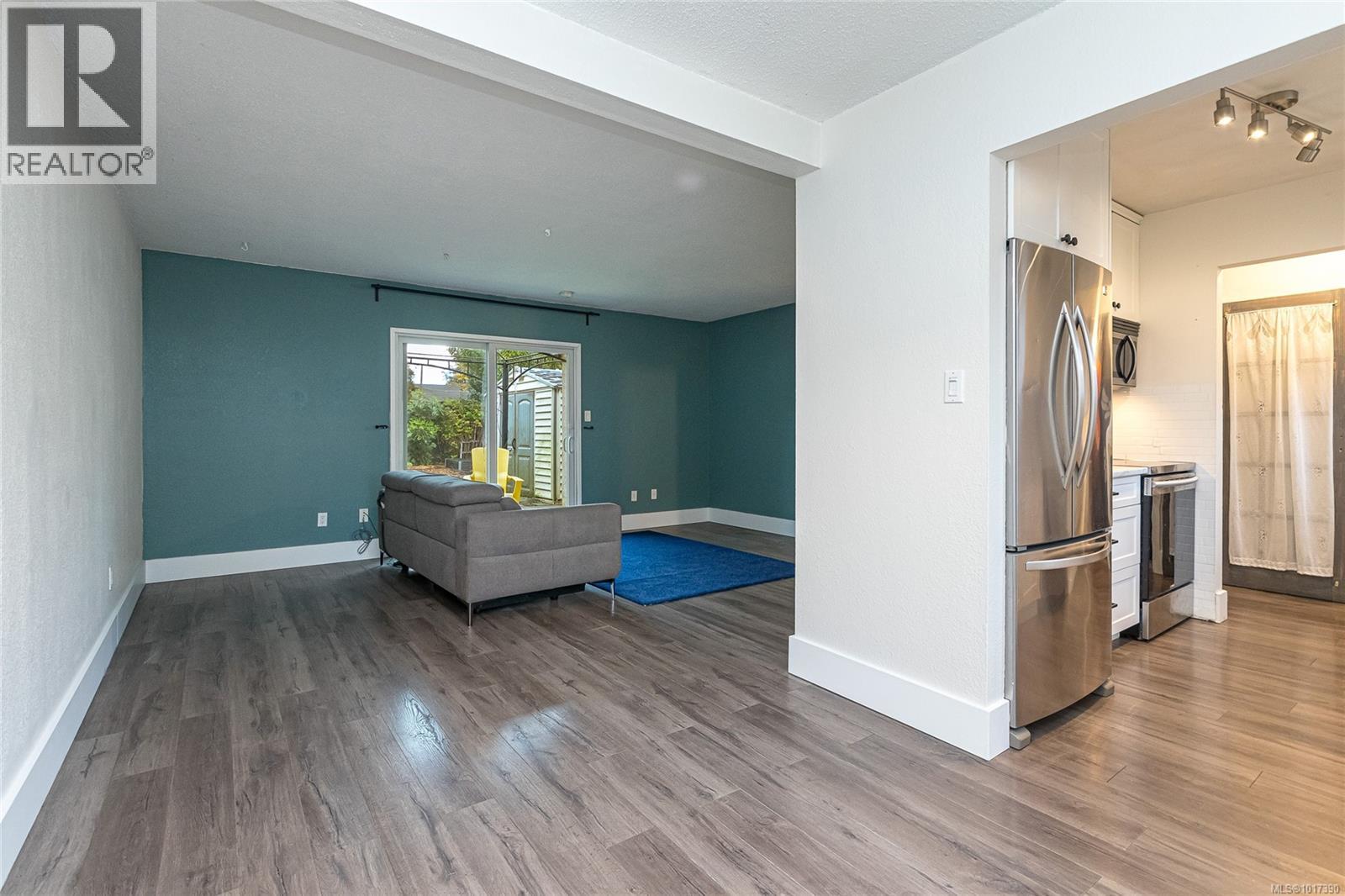 9 7675 East Saanich Road, Central Saanich