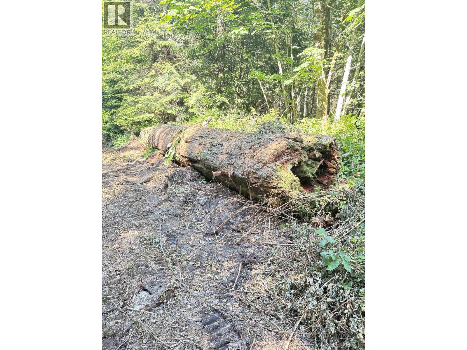 Lot D ELPHINSTONE CROSSING, Gibsons