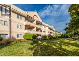 203 8700 Jubilee Road East, Summerland