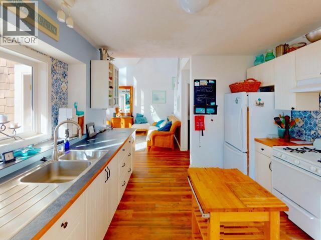 2902 ARBUTUS LANE, Savary Island