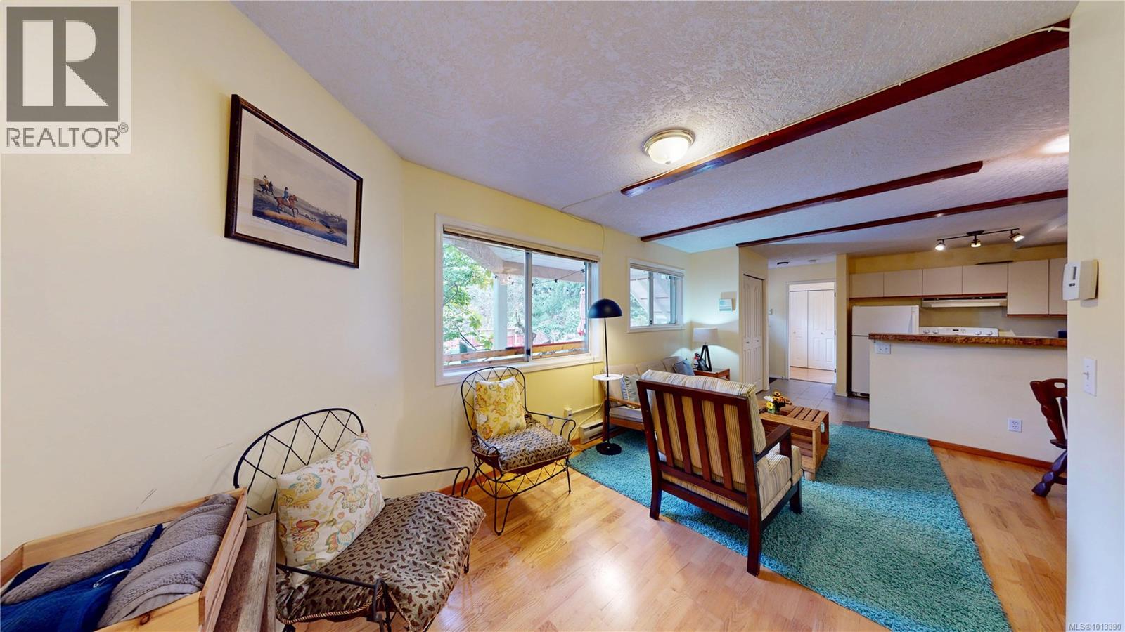  986 Seapearl Place, Saanich