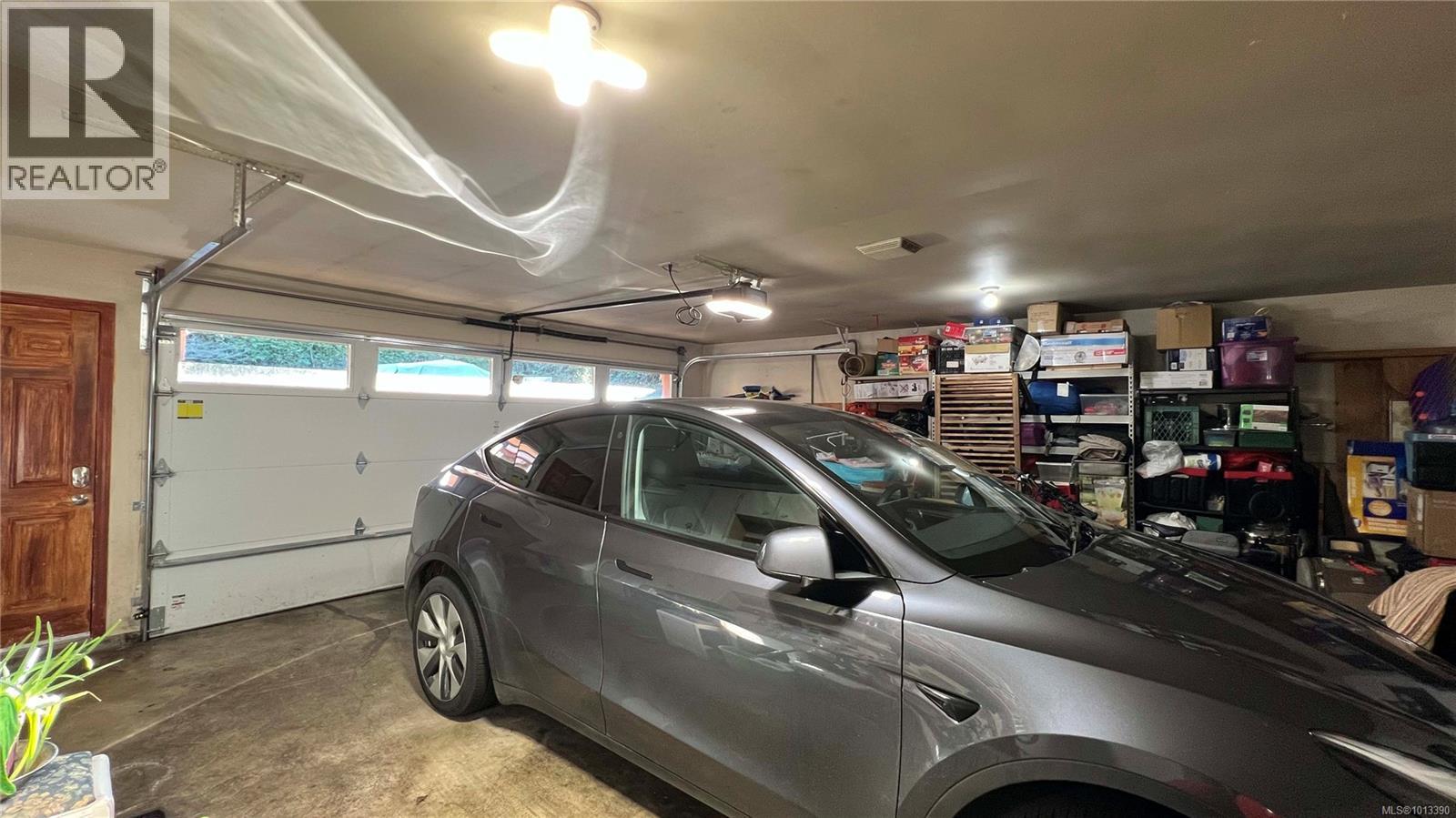  986 Seapearl Place, Saanich