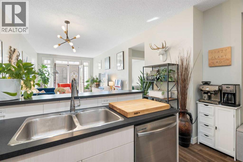 Single Family House for Sale in    Avenue SW Beltline Calgary 