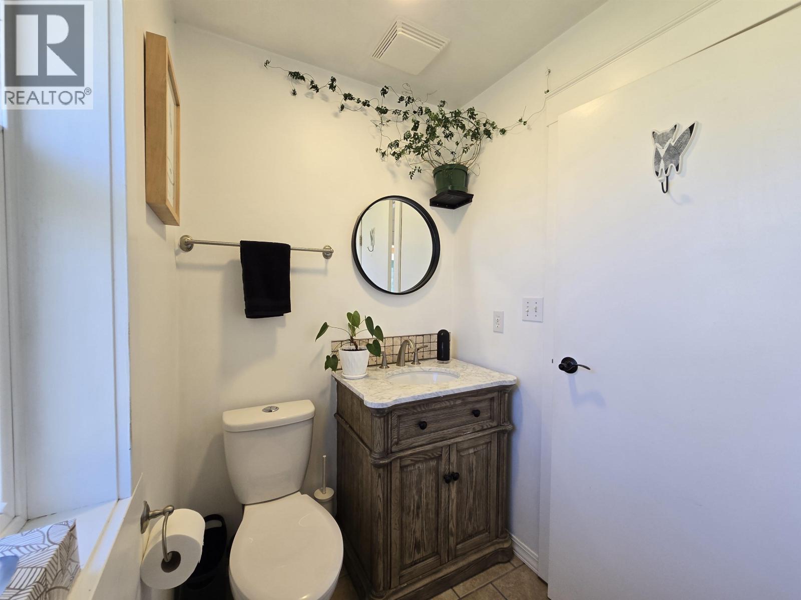 4806 W 16 HIGHWAY, McBride