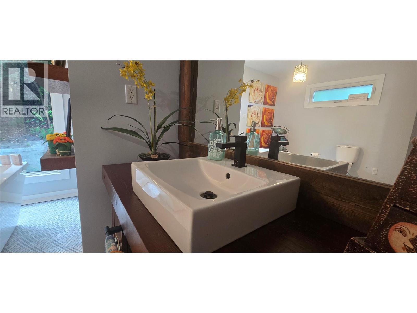 1602 85TH Street, Osoyoos