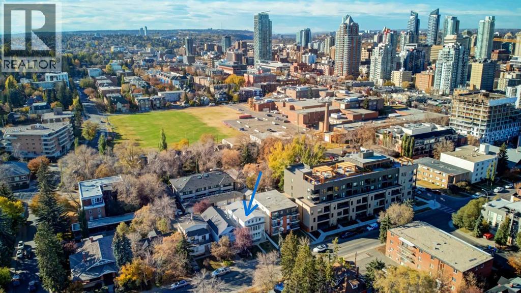 Single Family House for Sale in    Street SW Cliff Bungalow Calgary 