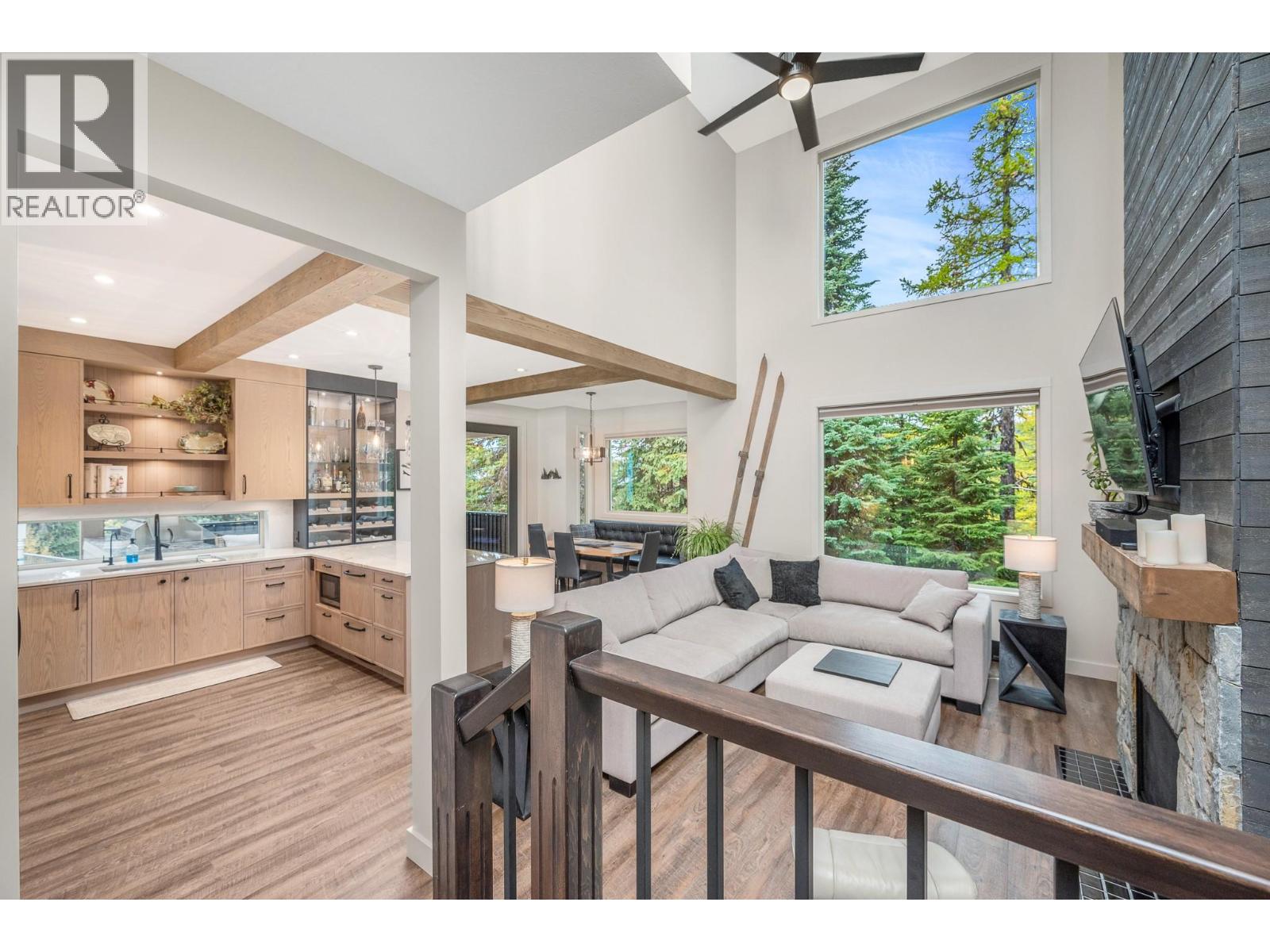 1 & 2 440 Monashee Road, Vernon