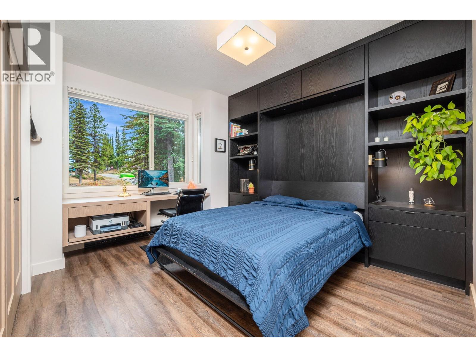 1 & 2 440 Monashee Road, Vernon