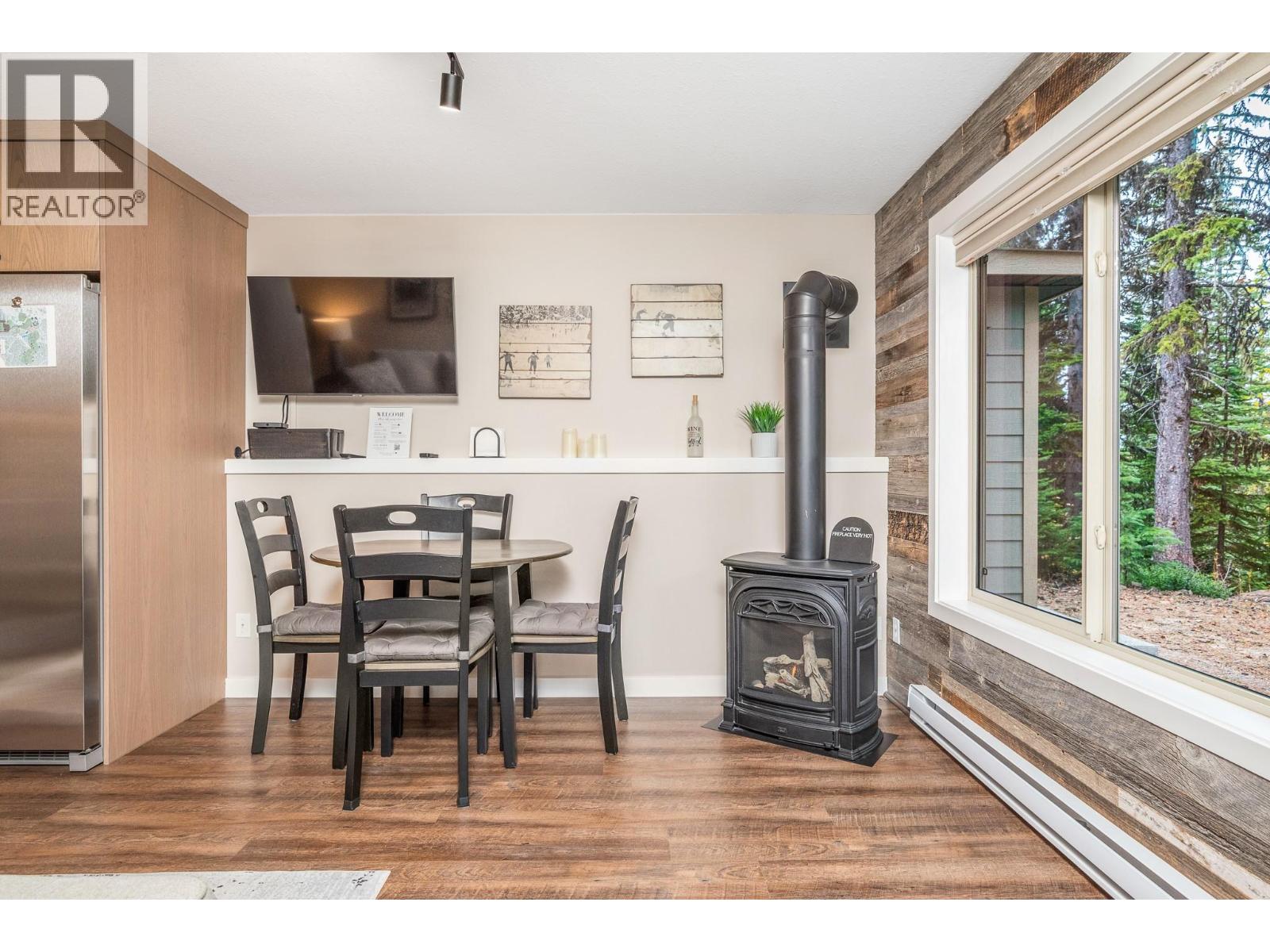 1 & 2 440 Monashee Road, Vernon