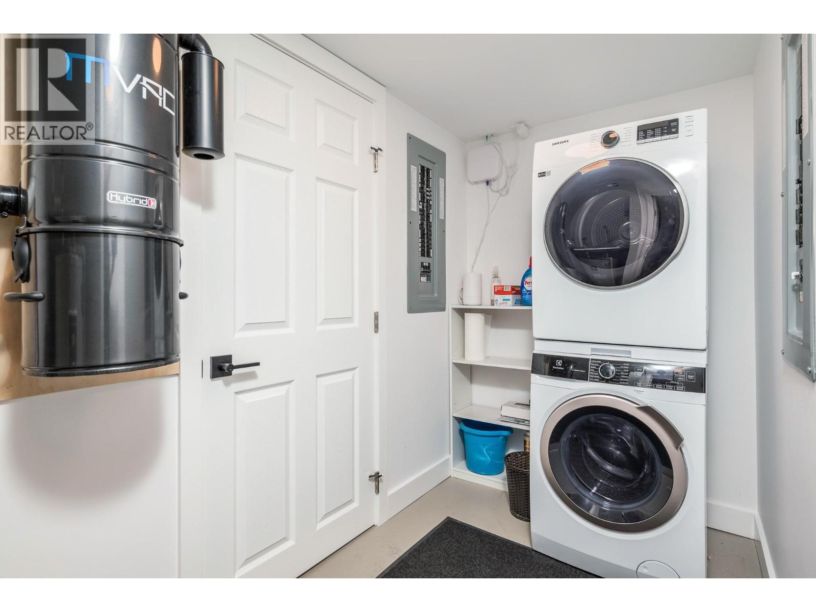 1 & 2 440 Monashee Road, Vernon