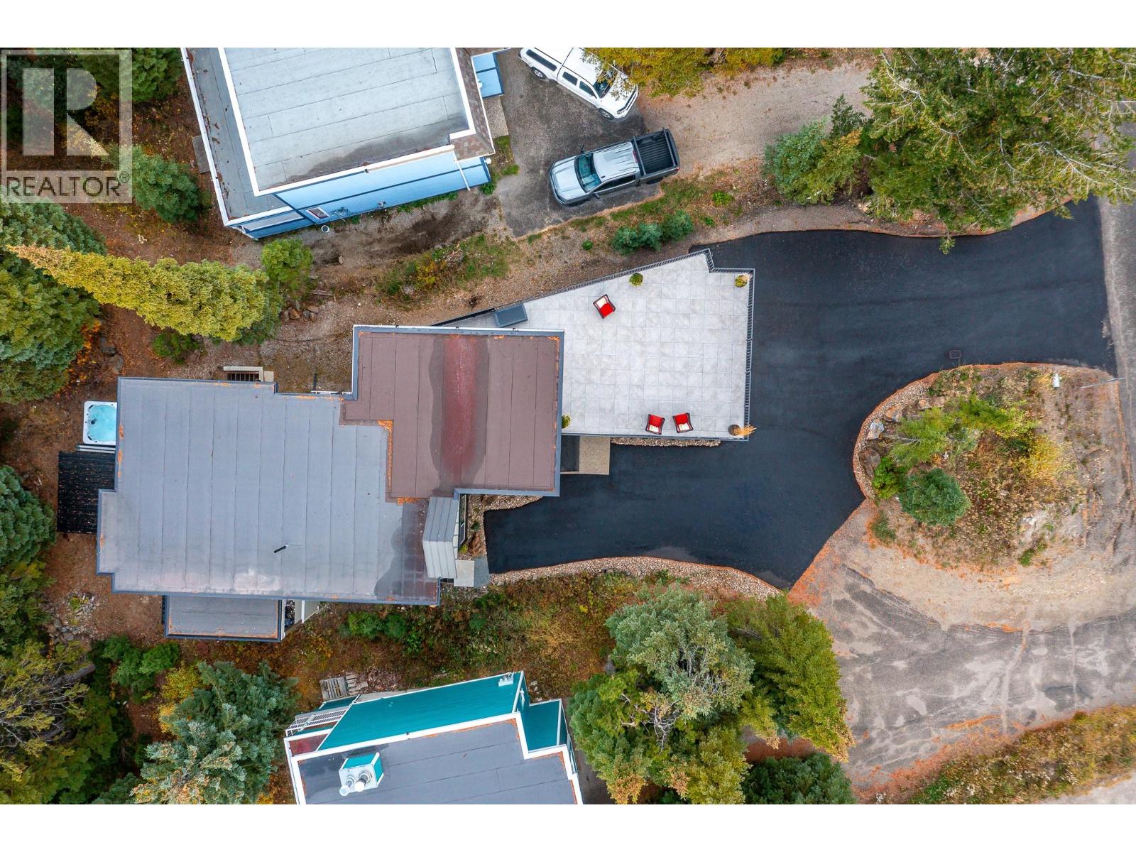 1 & 2 440 Monashee Road, Vernon