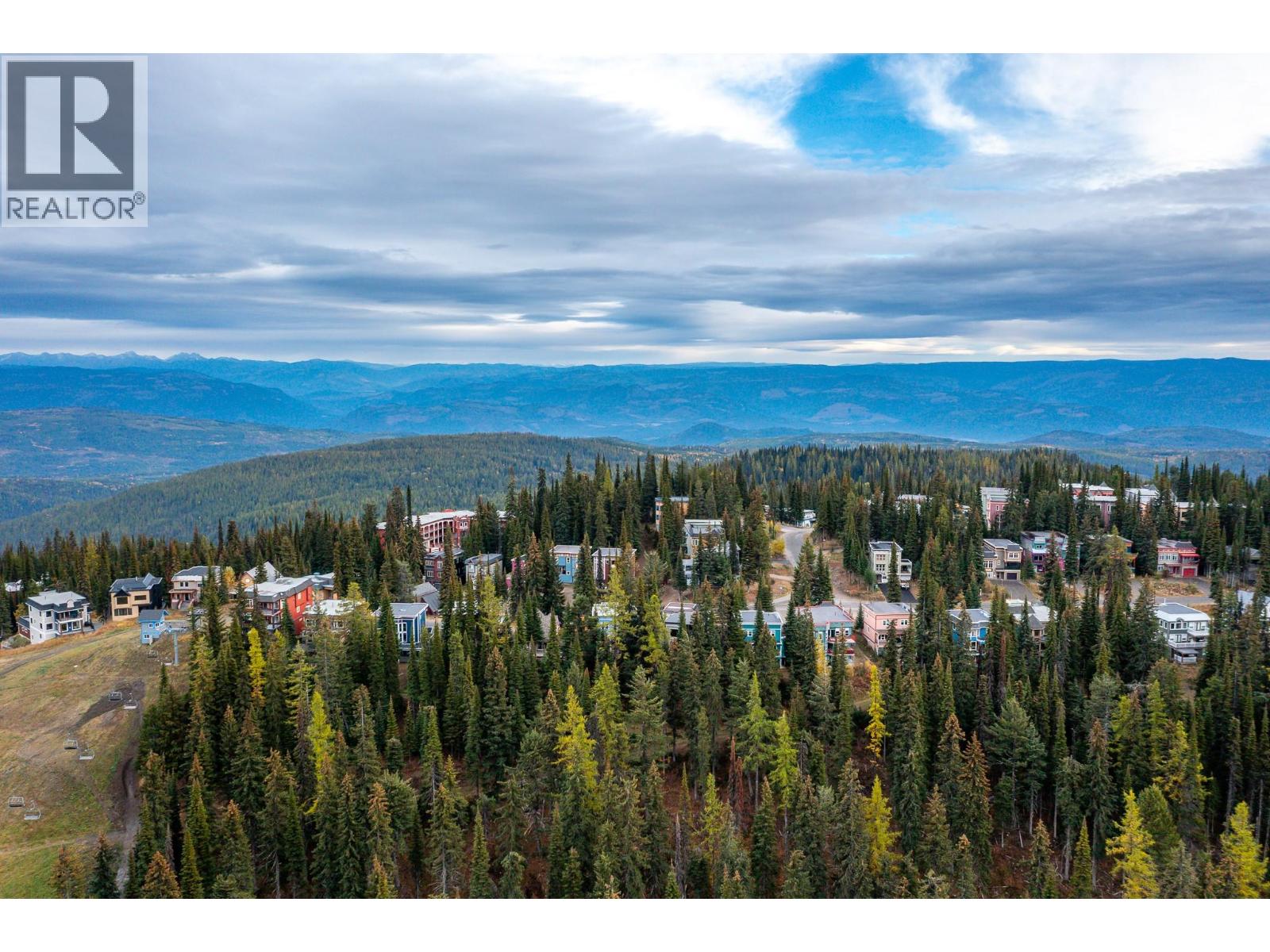 1 & 2 440 Monashee Road, Vernon