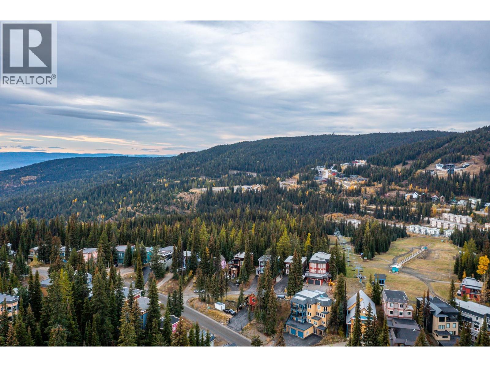 1 & 2 440 Monashee Road, Vernon