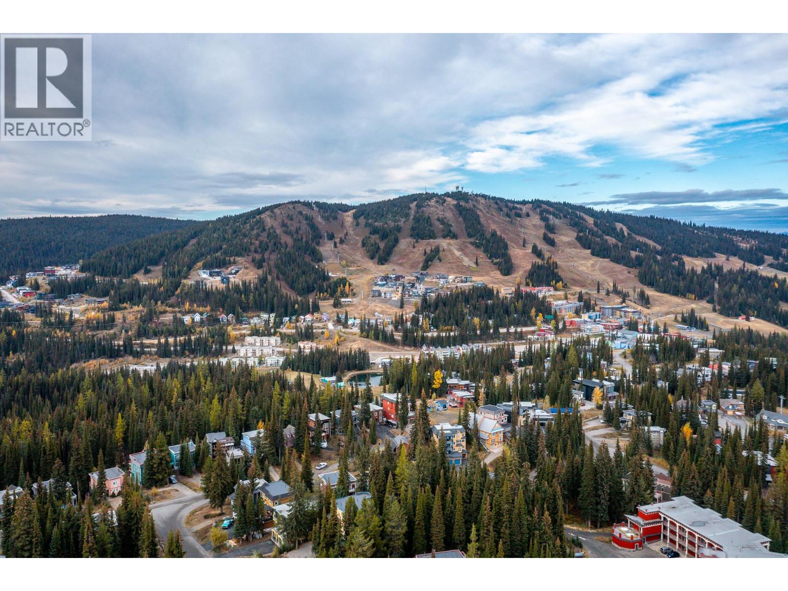1 & 2 440 Monashee Road, Vernon