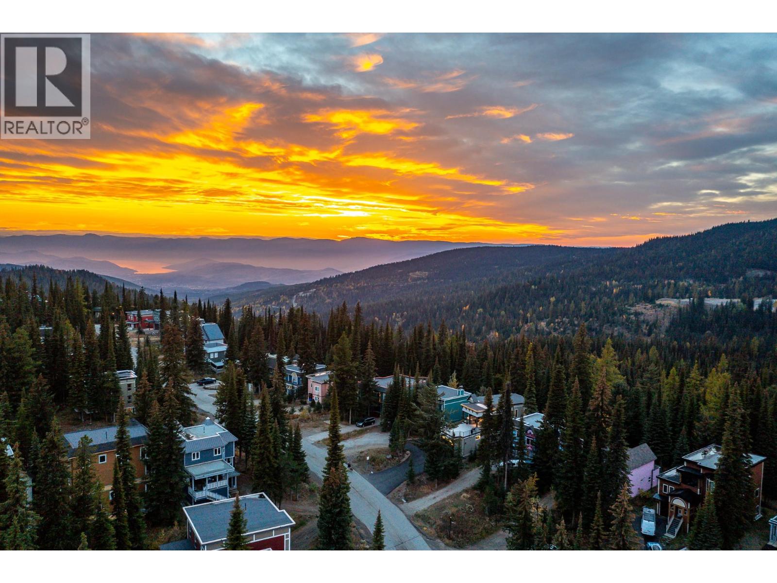 1 & 2 440 Monashee Road, Vernon