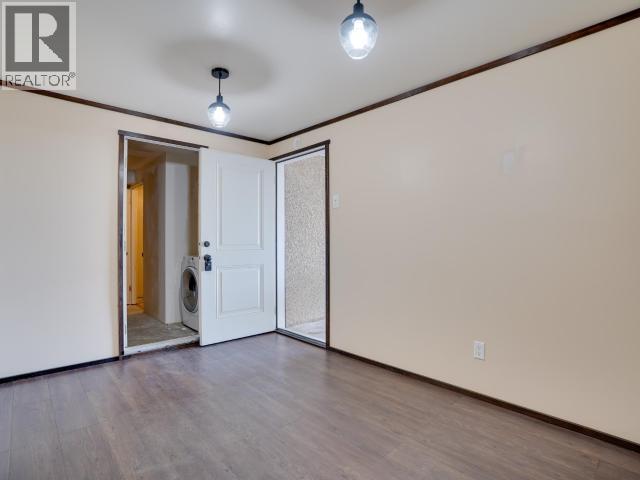 7043 ALBERNI STREET, Powell River