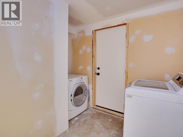 7043 ALBERNI STREET, Powell River