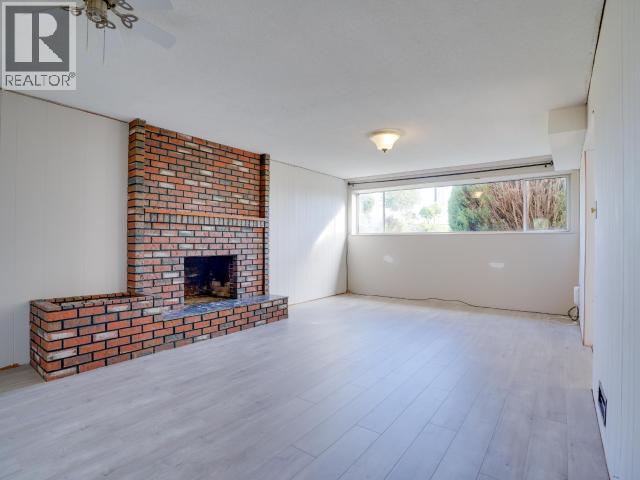7043 ALBERNI STREET, Powell River