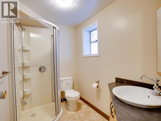 7043 ALBERNI STREET, Powell River