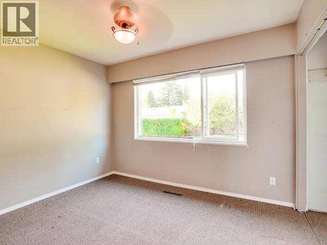 7043 ALBERNI STREET, Powell River