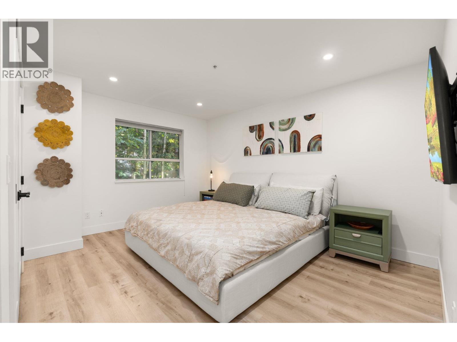 #307-4758 53 Street, Delta