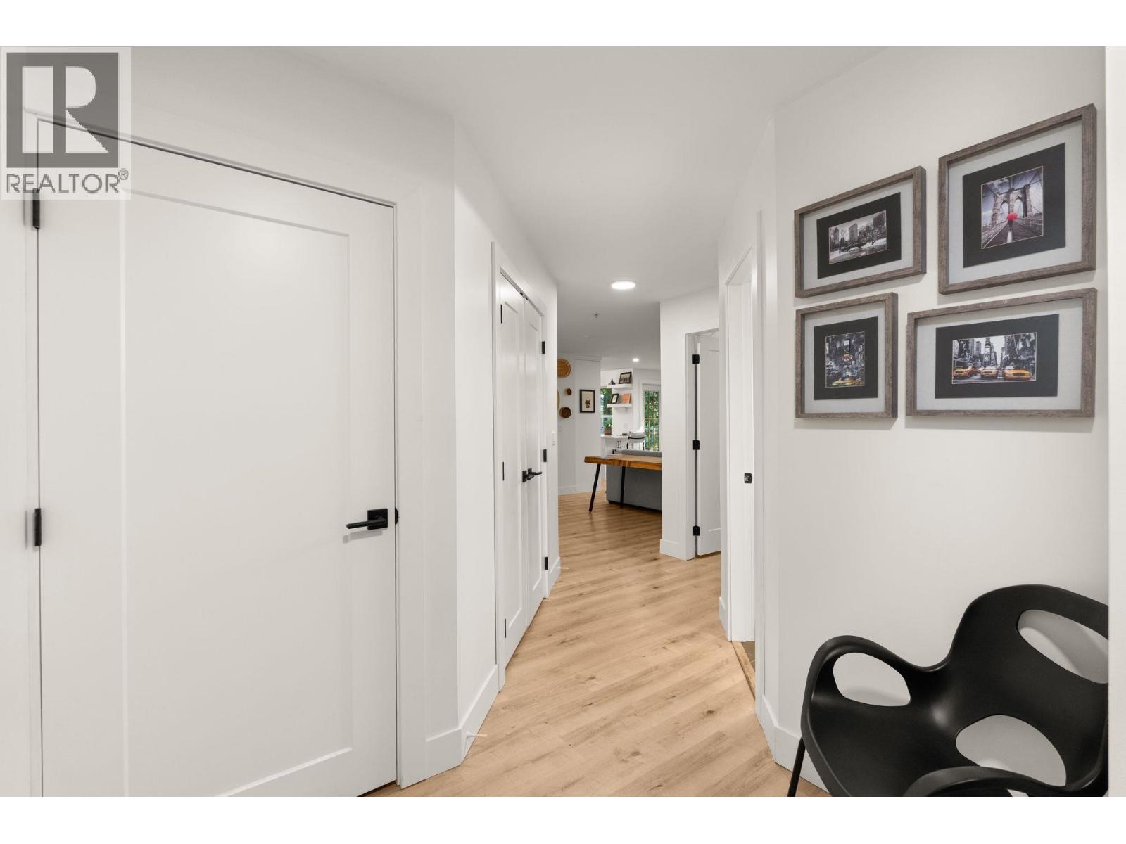 #307-4758 53 Street, Delta