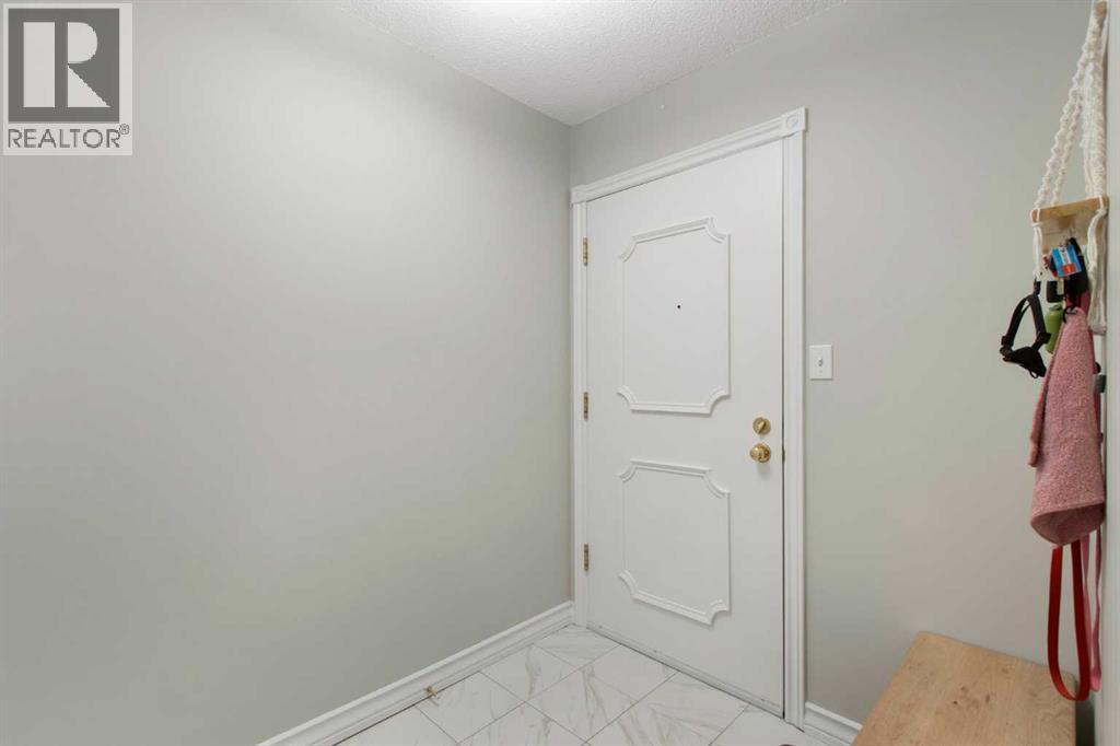 Single Family House for Sale in    Avenue SW Westgate Calgary 