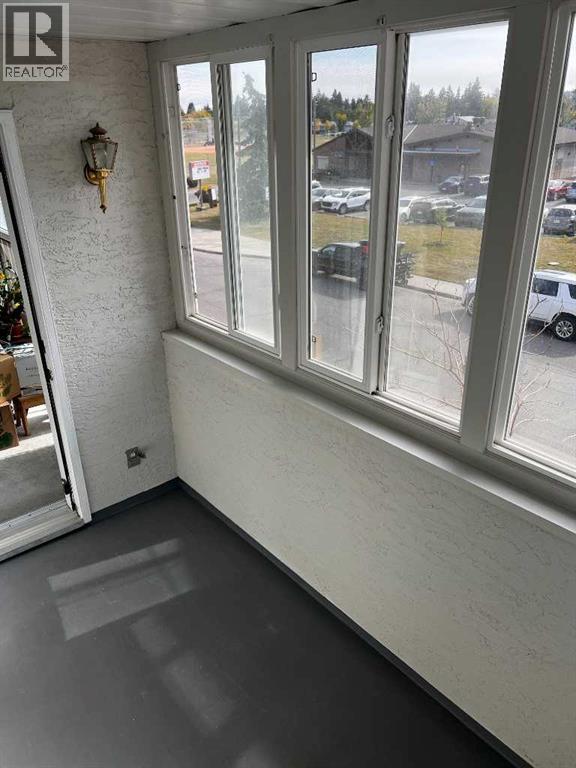 Single Family House for Sale in    Avenue SW Westgate Calgary 