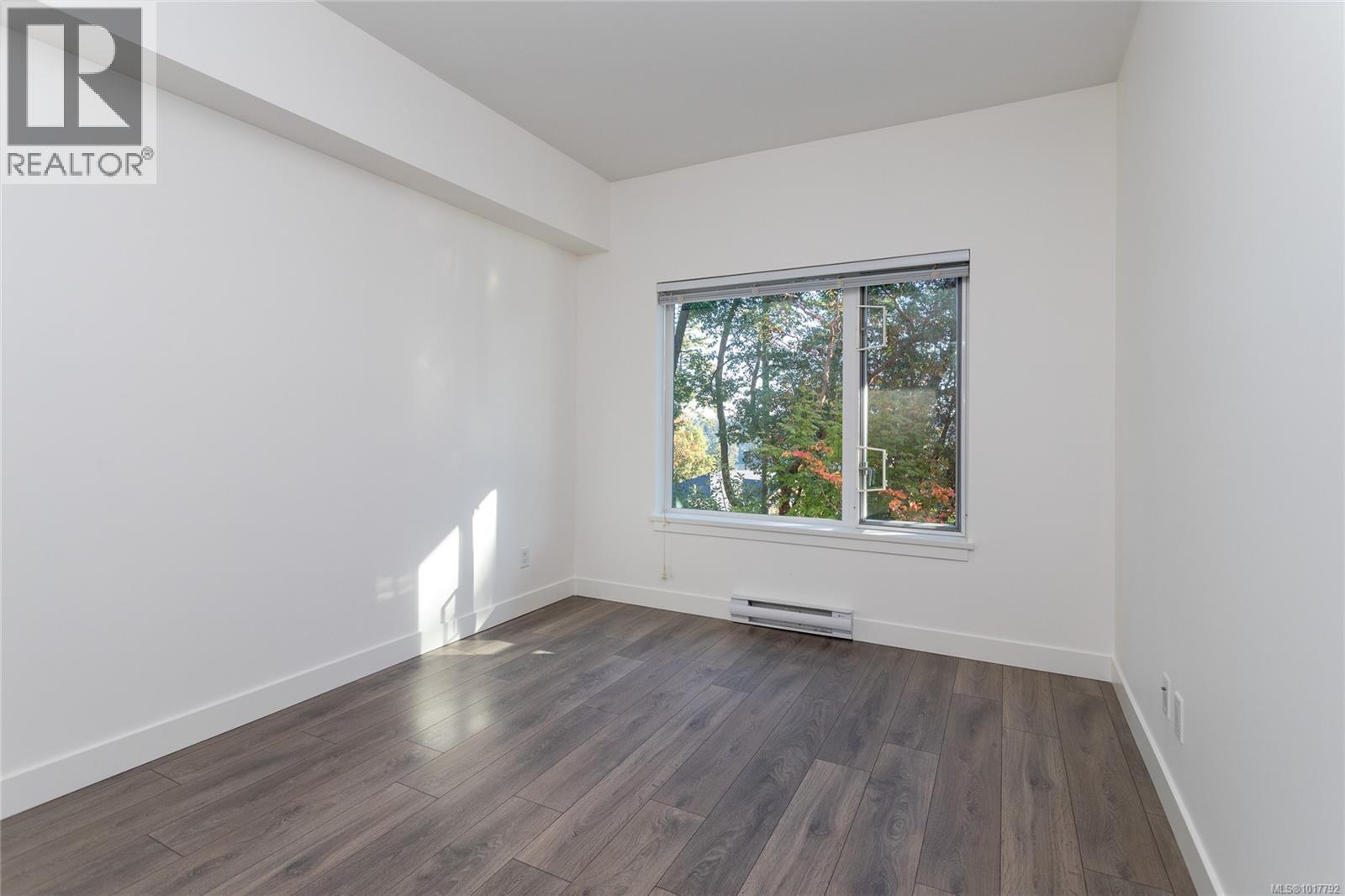 201 290 Wilfert Rd, View Royal