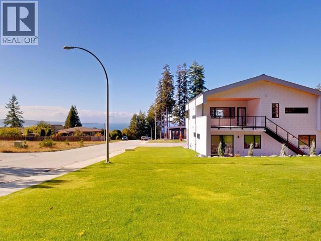 3900 EAGLE RIDGE PLACE, Powell River