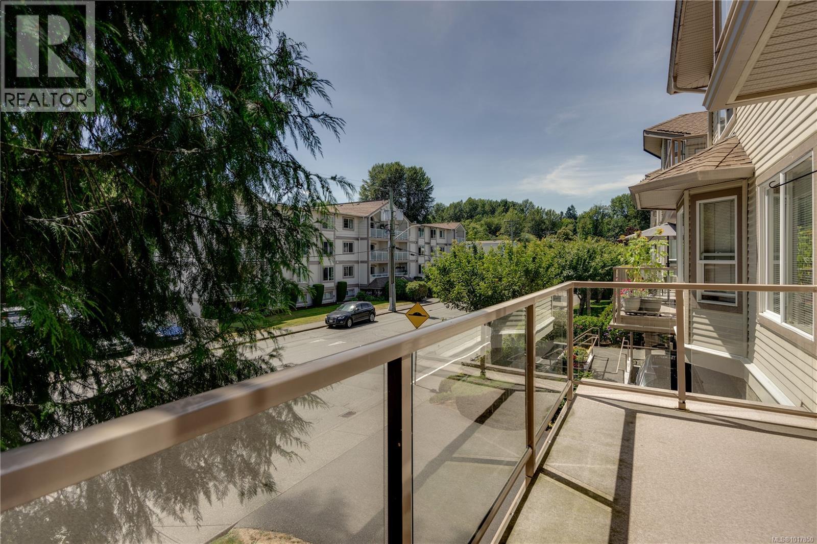 207 245 First St, Duncan