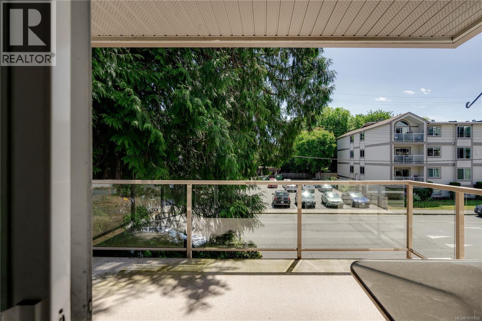 207 245 First St, Duncan