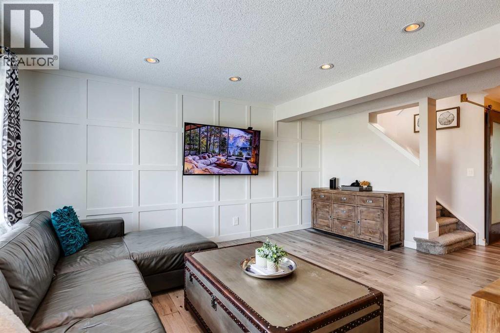 Single Family House for Sale in  Chaparral Court SE Chaparral Calgary 