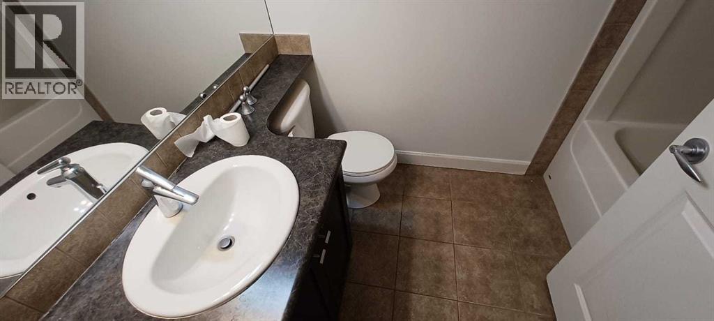 Single Family House for Sale in   ARBOUR LAKE Road NW Arbour Lake Calgary 