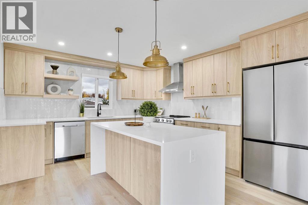 Single Family House Bungalow for Sale in  Pineridge Road NE Pineridge Calgary 