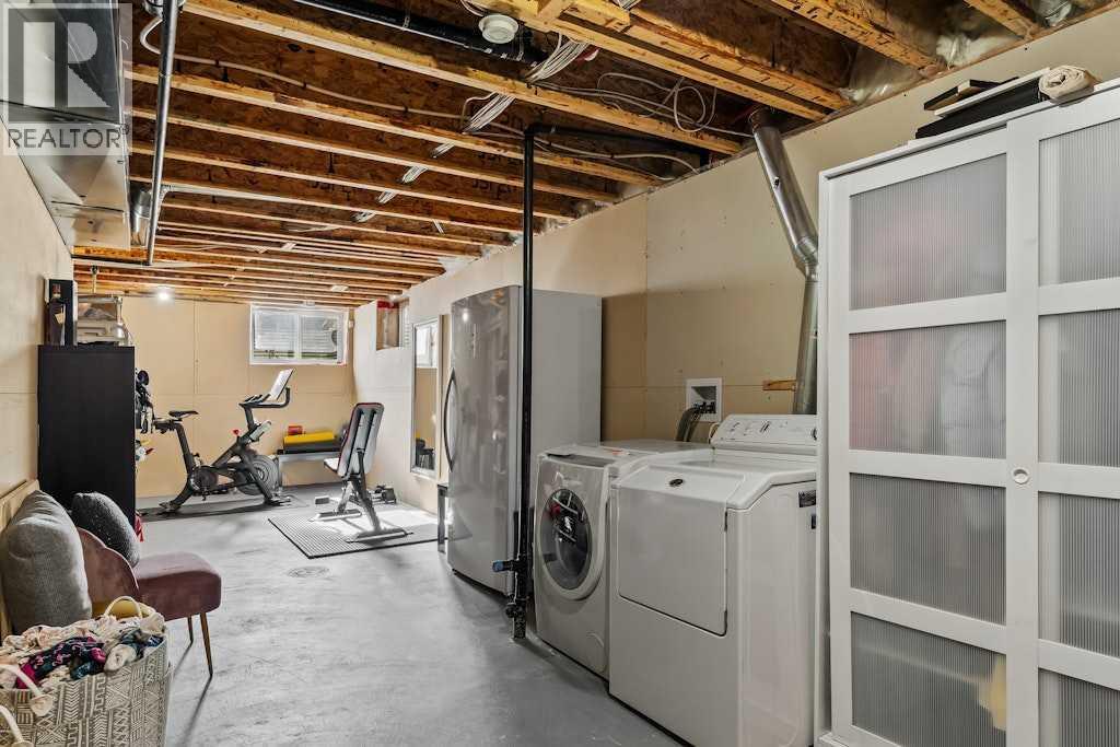 Single Family House for Sale in   Avenue SW Windsor Park Calgary 