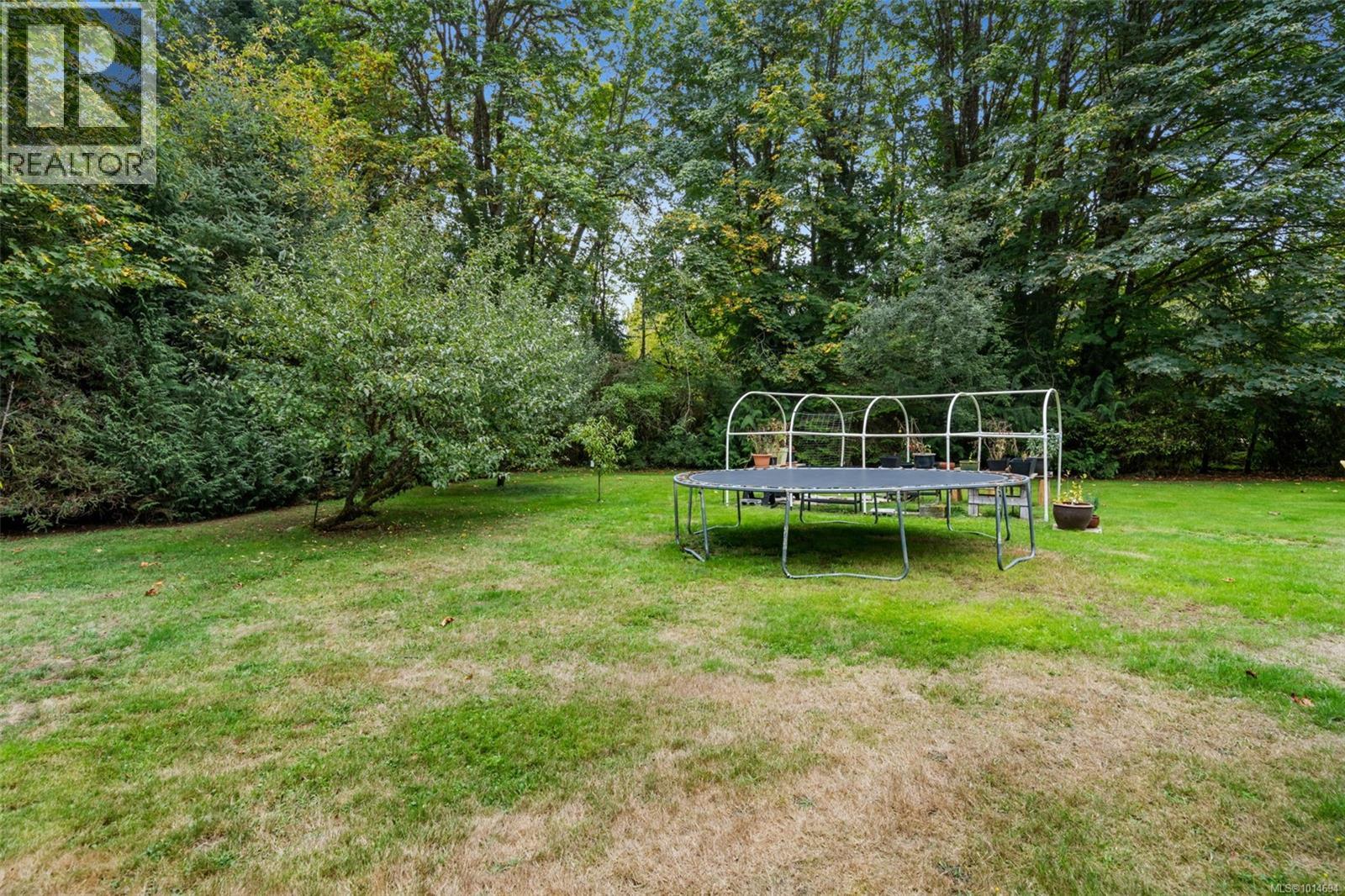 10258 Sutton Rd, Honeymoon Bay