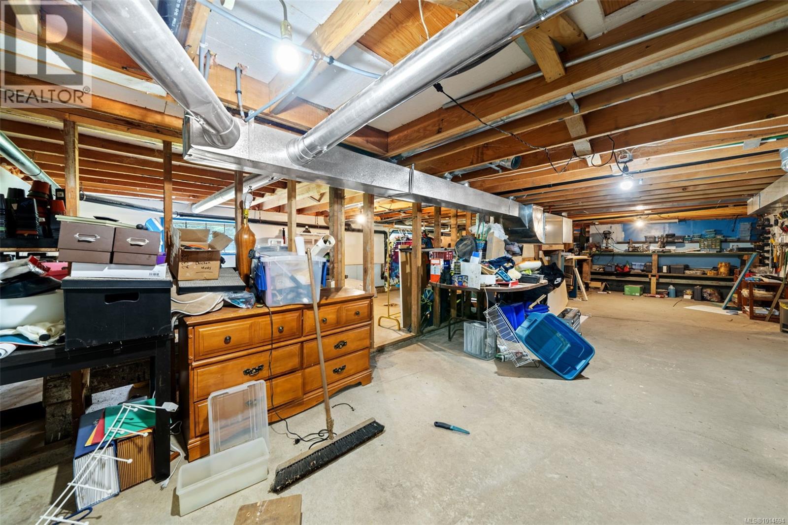 10258 Sutton Rd, Honeymoon Bay