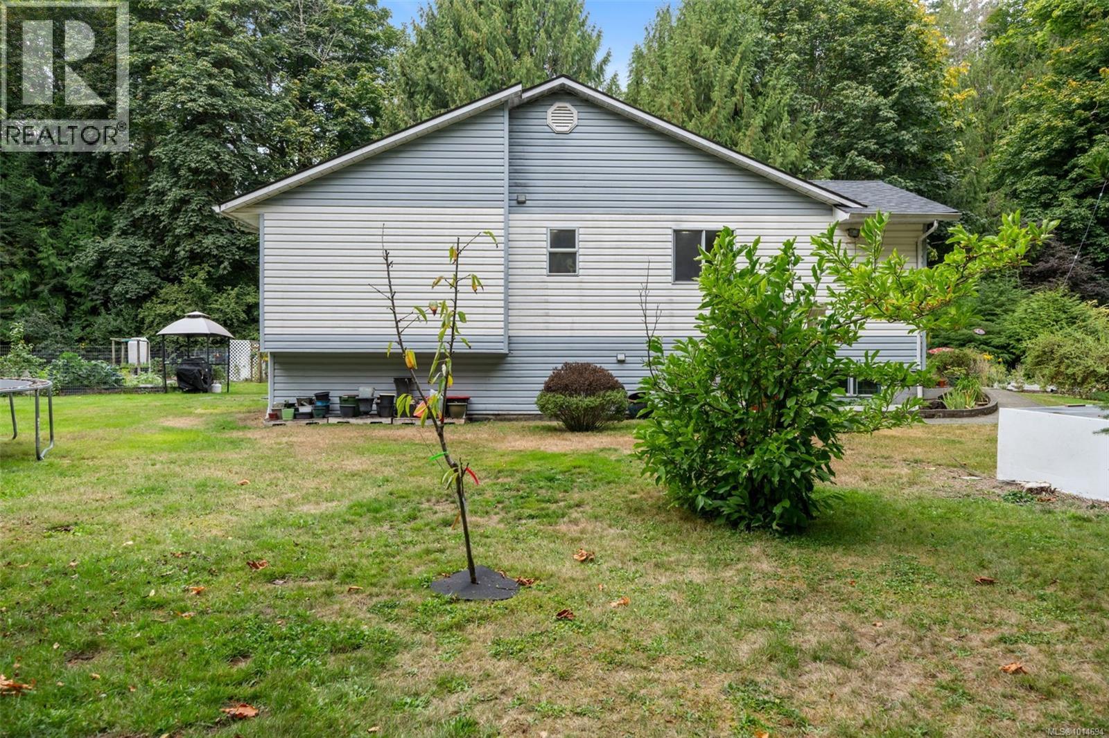 10258 Sutton Rd, Honeymoon Bay