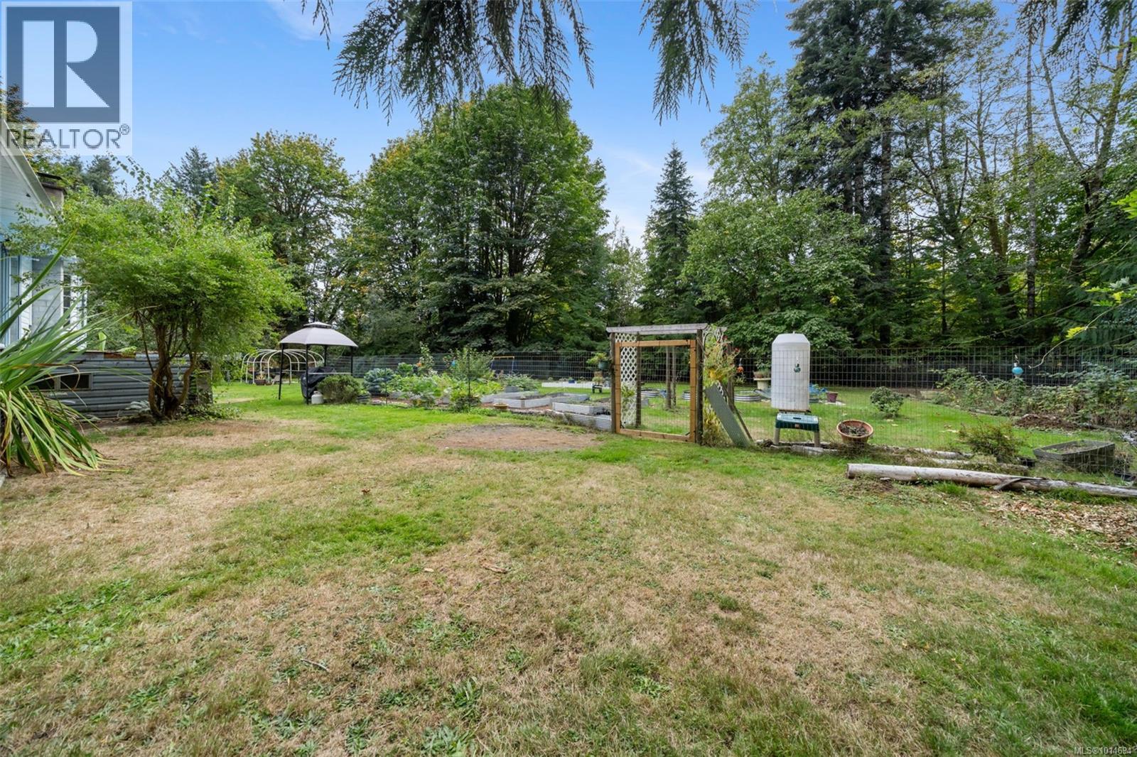 10258 Sutton Rd, Honeymoon Bay