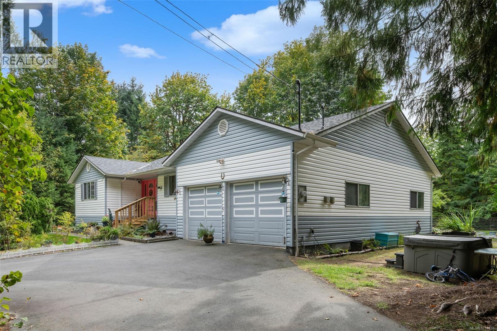 10258 Sutton Rd, Honeymoon Bay