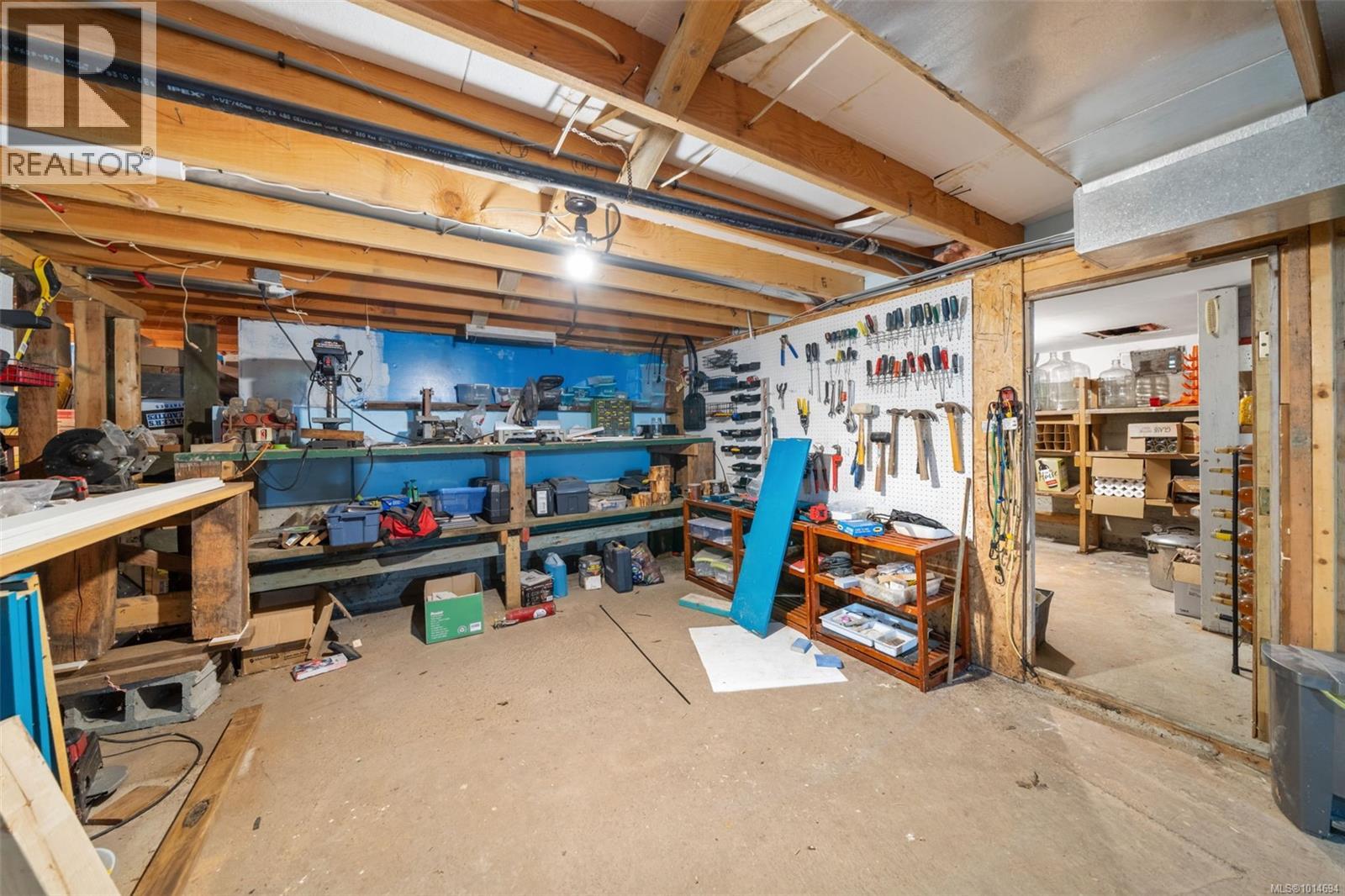 10258 Sutton Rd, Honeymoon Bay