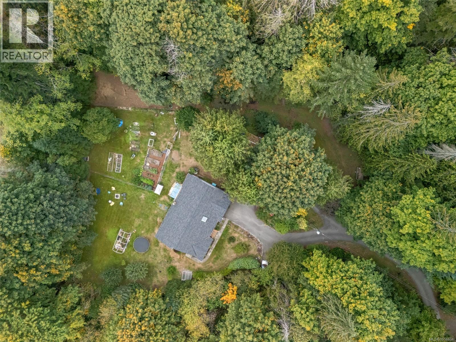 10258 Sutton Rd, Honeymoon Bay