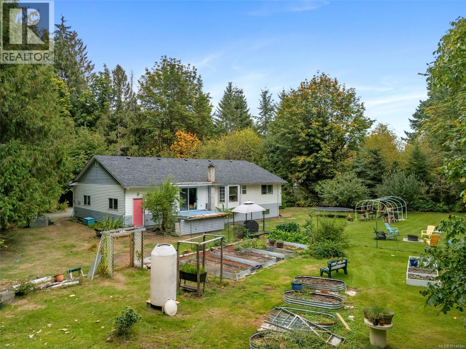 10258 Sutton Rd, Honeymoon Bay