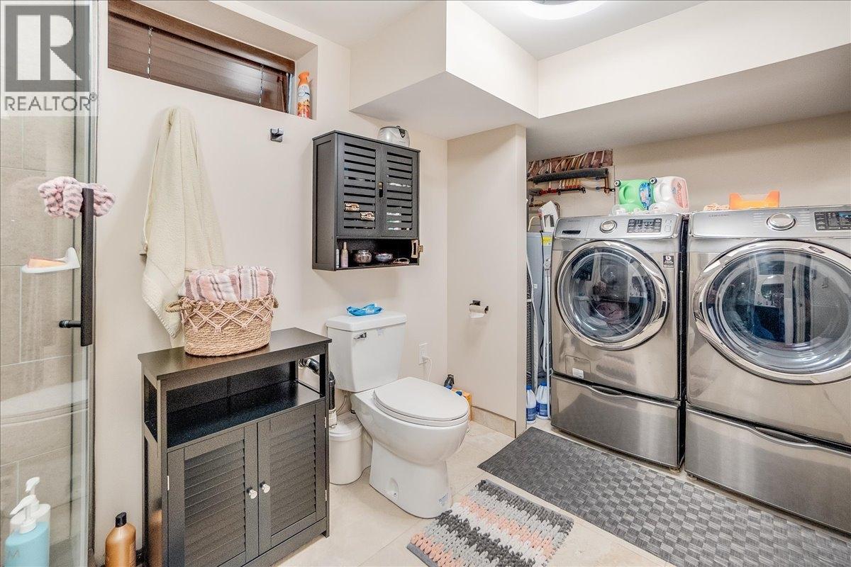 6010 Harrop-Procter Road, Nelson