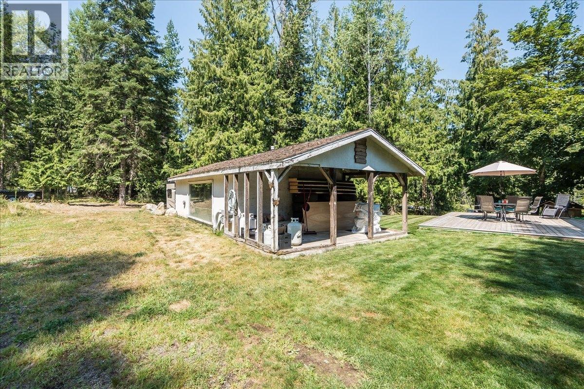 6010 Harrop-Procter Road, Nelson